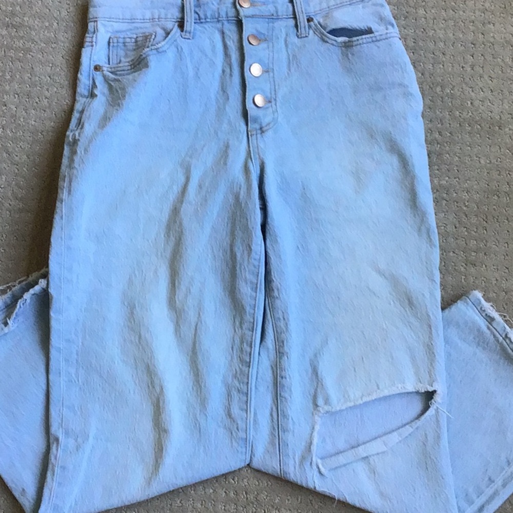 Universal Thread Button Fly Jeans - Size 6